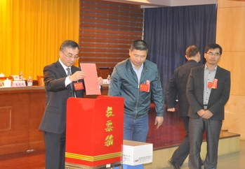 投票现场（一）